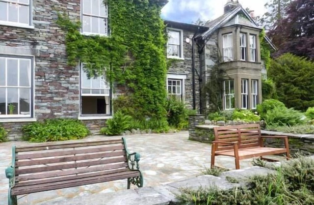 WHITE MOSS, WOOD CLOSE, pet friendly, with a garden in Grasmere