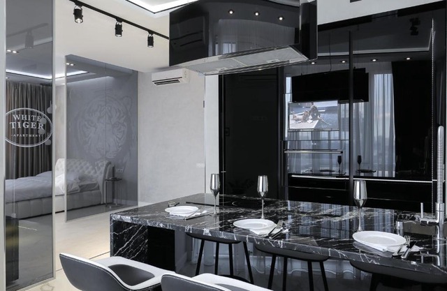 White Tiger Apartment in Smart Plaza