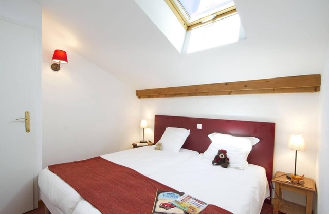 Wifi, 300m from ski slopes, fitness, swimming pool, balcony, tv, ski locker, 48m²