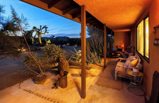 Wild West JT Oasis - Heated Pool