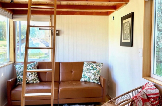 Wildcat Polly ~ Tiny but WildnUnique tiny home in Durango, Colorado