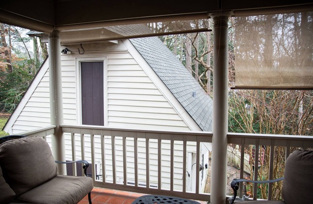 Williamsburg Sampler B & B