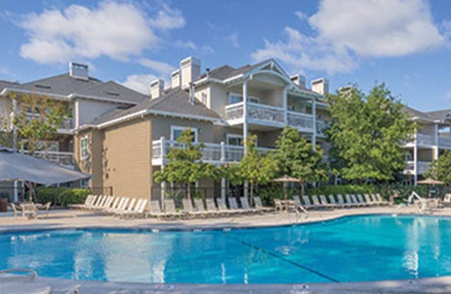 Windsor 2BR 2Bath Condo weekly/monthly nice resort Setting! Sleeps6