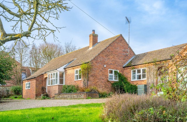 Windy Ridge - a 365 marketing that sleeps 4 guests in 2 bedrooms