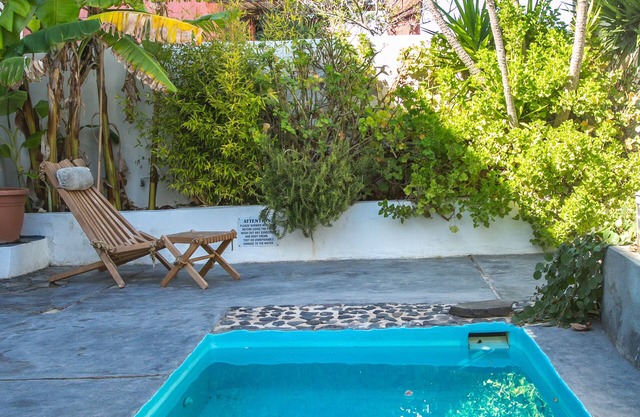 Winery House and 2 guest houses. Old winery converted into a stylish villa