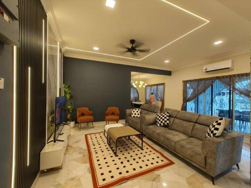 WinStay Ipoh 16pax with Karaoke and snooker