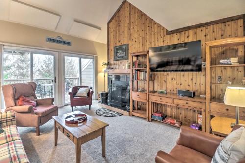 Wintergreen Resort Retreat with Skiing Access!