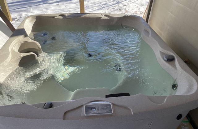 Wintergreen Ski & Golf resort-hiking trails-Hot tub-Pet-Friendly!