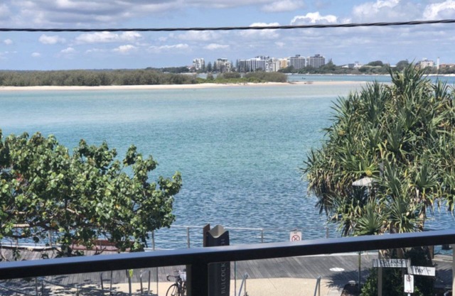 WIRRUNA UNIT 3 - Perfect Holiday Spot Across from Bulcock Beach with Stunning Views