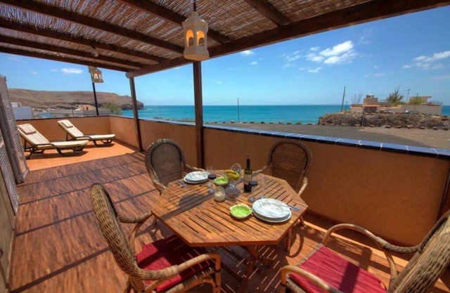 Wohnung direkt am Meer in La Lajita