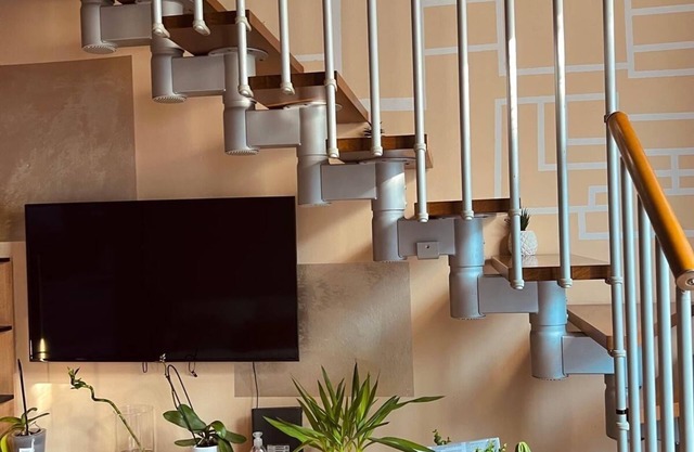Wolves Loft 260m from the Dome/Street Parking