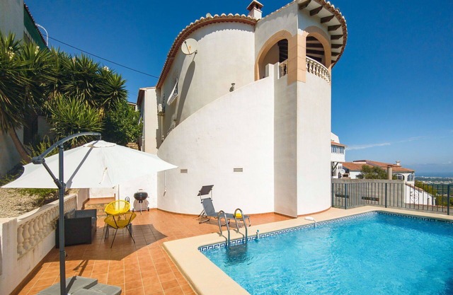 Wonderful private villa for 6 guests with private pool, A/C, WIFI, TV and terrace