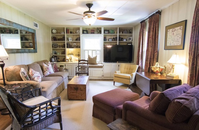 Wonderful 5 Bedroom + 5.5 Bath Family Getaway