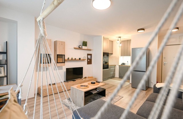 wonderful apartment in a newly built house close to Heroes' Square