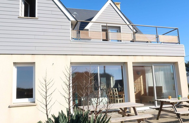Wonderful private villa for 7 guests with WIFI, TV, terrace and pets allowed