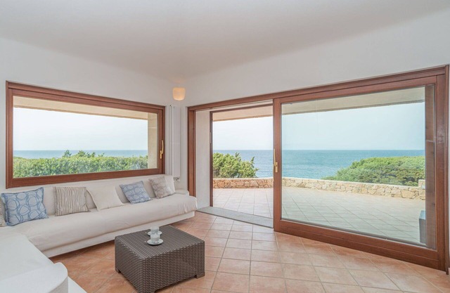 Wonderful private villa for 8 people with WIFI, TV, patio and parking