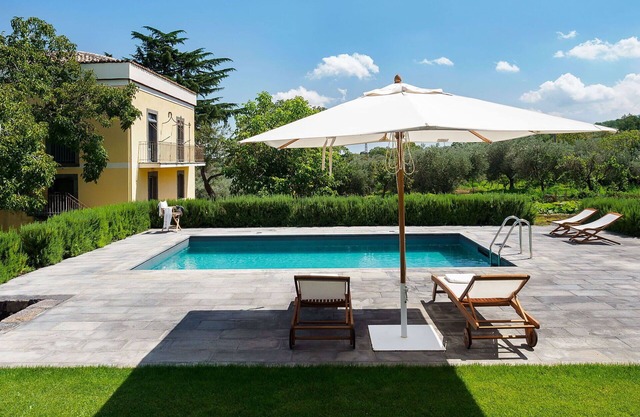 Wonderful private villa with private pool, WIFI, TV, terrace, pets allowed and panoramic view