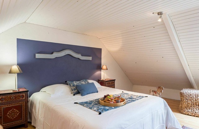 Wonderful private villa for 8 people with WIFI, TV, pets allowed and parking