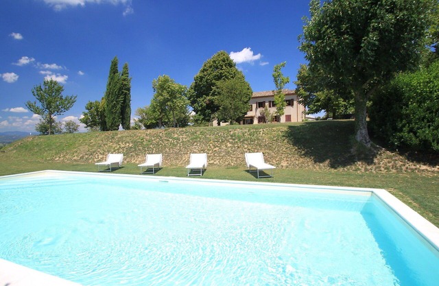 Wonderful private villa with WIFI, private pool, TV, patio, pets allowed and panoramic view