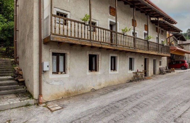 Wonderful private villa for 5 people with balcony and pets allowed