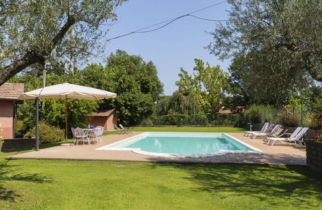 Wonderful private villa for 8 guests with WIFI, A/C, private pool, TV, patio and parking