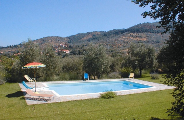 Wonderful private villa for 6 people with private pool, WIFI and TV
