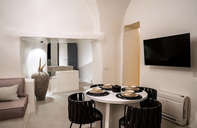 Wonderful Santorini Villa | 1 Bedroom | Villa Gonia | Astonishing Views &.