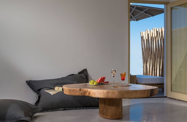 Wonderful Santorini Villa | 4 Bedrooms | Villa Olivia | Modern Furnishing &.