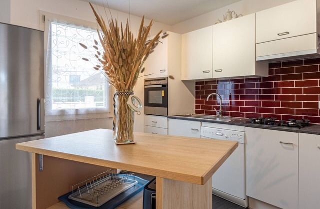 Wonderful villa for 4 guests with WIFI, TV, terrace and pets allowed