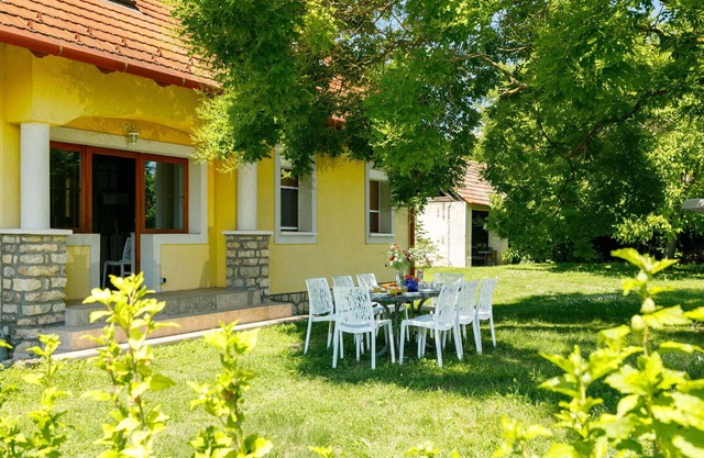 Wonderful villa for 8 guests with A/C, WIFI and TV