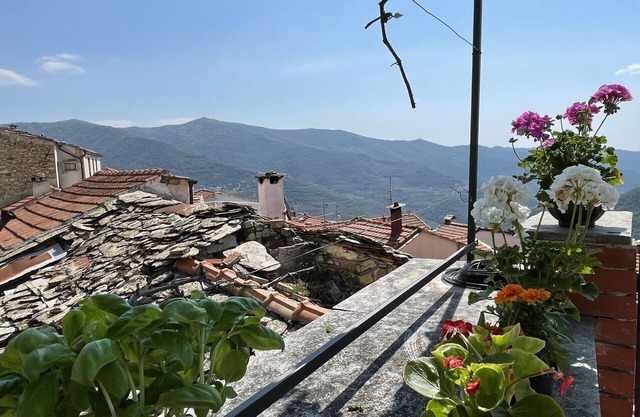 Wonderful villa for 6 people with A/C, WIFI, TV and patio
