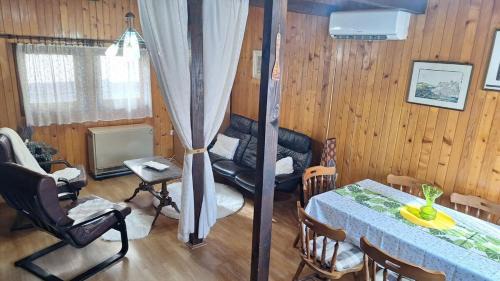 Wooden house Ada