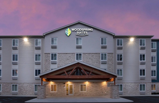 WoodSpring Suites Lake Jackson