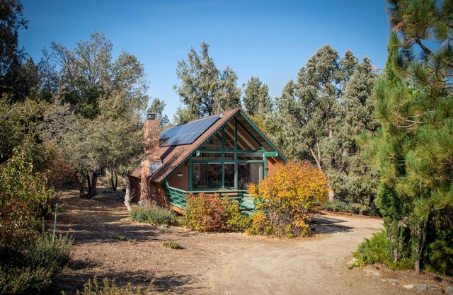 Work-From-Home cabin with modern amenities, design, walkability and charm