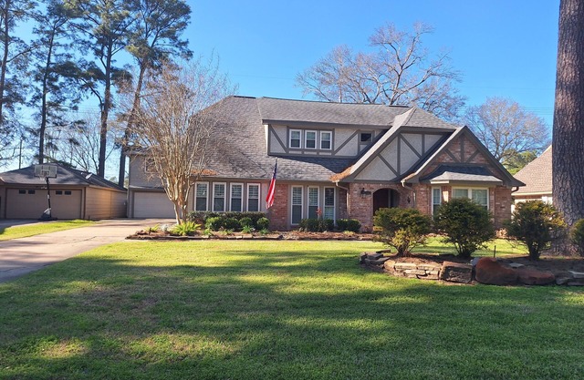 Work n' Play Cypress- Spacious 5-bedroom house with a pool/spa in north Cypress