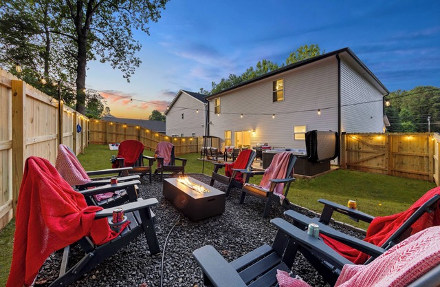 WOW! Charming Charlotte Home w/Hot Tub and Game Room!