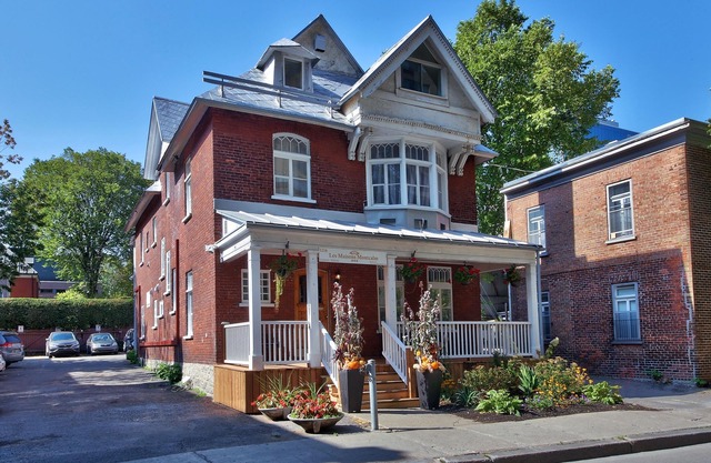 Wow! Perfect Apartment Suites in Quebec City - Walk and Enjoy!