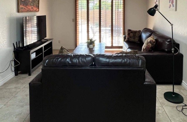 Wow! Single-story 3BR Chandler home