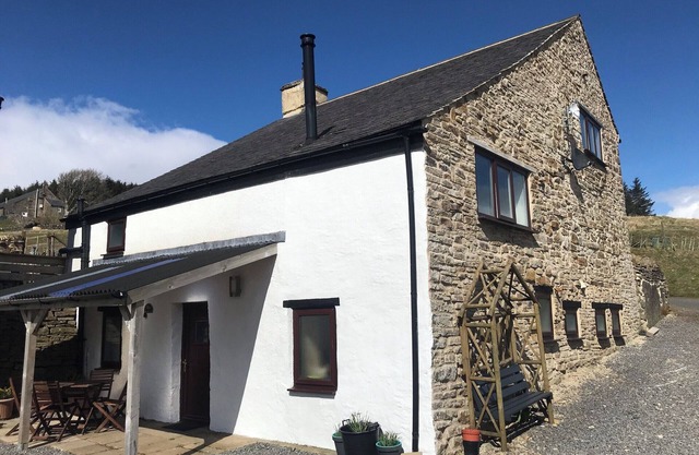 Writers Cottage - UK33475