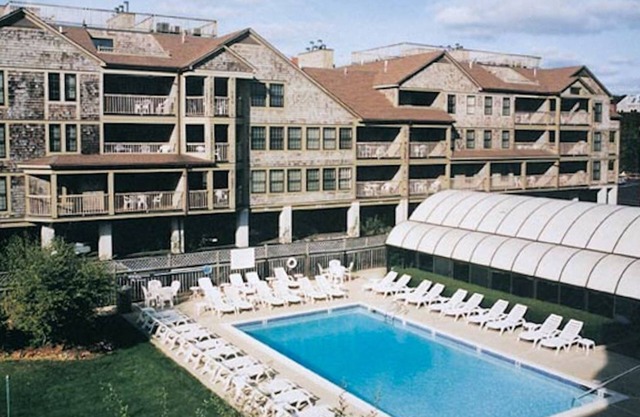 Wyndham Newport Onshore- Two Bedroom in the center of the harbor
