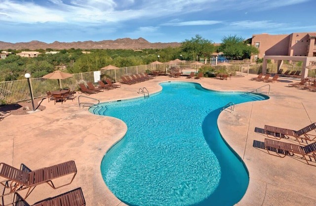 Wyndham Rancho Vistoso | Queen Studio w/Balcony