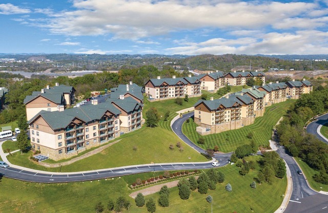 Wyndham Smoky Mountains 2 Bedroom Unit Sleeps 8