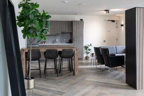Xl Newly Built Nature Villa, Wifi
