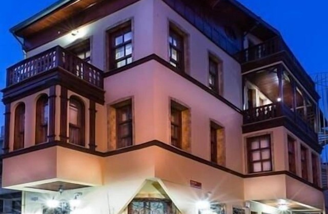 Yalı Hotel