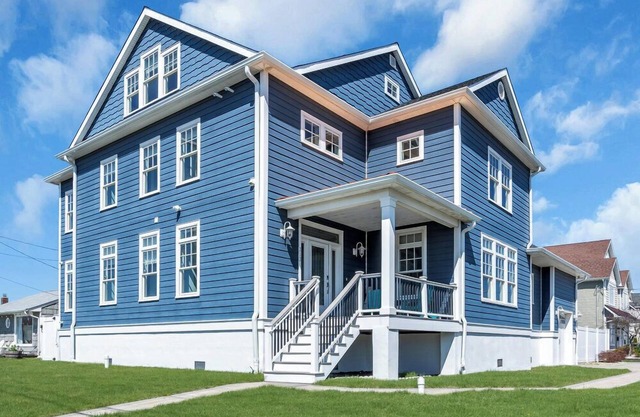 YAL313 | Open Concept Luxe Home, 7BR 5.1 ba, private pool, outdoor kit & more by Shore Points