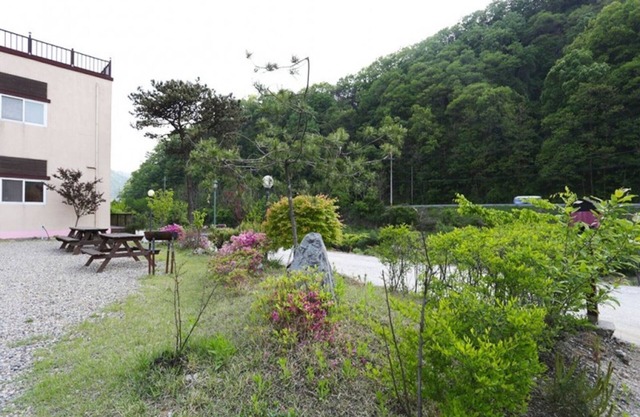 Yangpyeong Oettonjip Pension