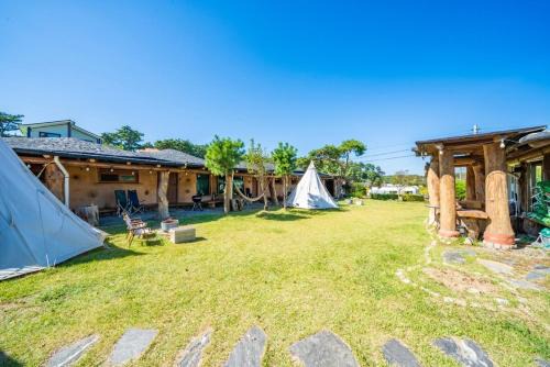 Yangyang Todam Glamping N Pension