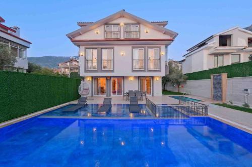 Yaz Villa 2