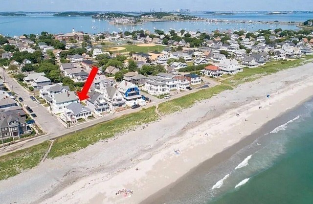 You can't get closer to the beach! Garden-level apt. 30 seconds from the beach!
