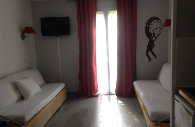 Your apartment is 2 steps from Disneyland Paris!